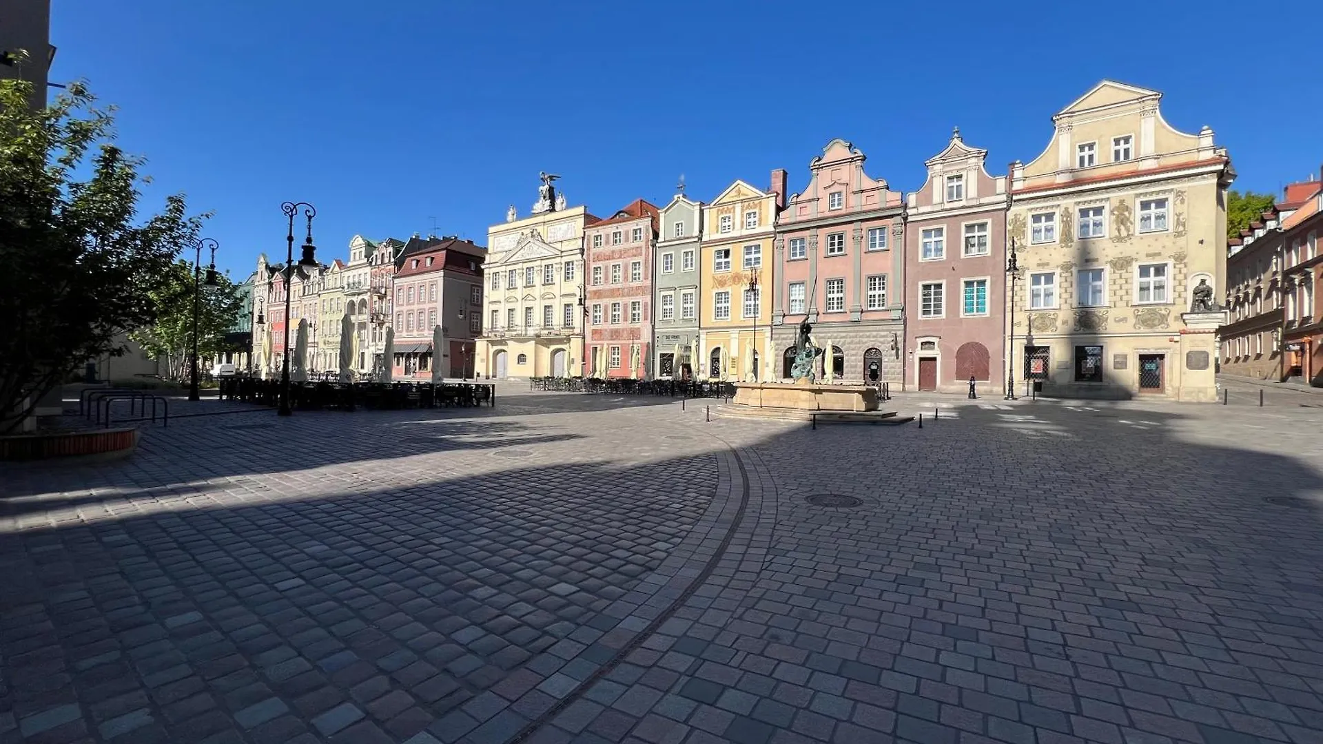 Modern Apartment 46M2 Ac 100M From Stary Rynek City Center Kramarska 21 ポズナン 0*,  ポーランド